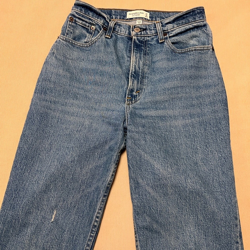 Abercrombie Curve Love Jeans